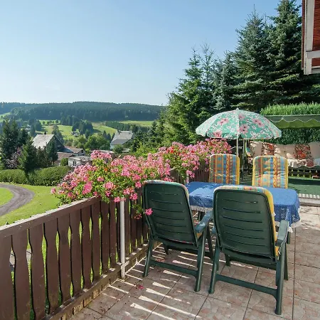 Prázdninový dům Serene Holiday In Altenfeld With Private Terrace Altenfeld (Thuringia)