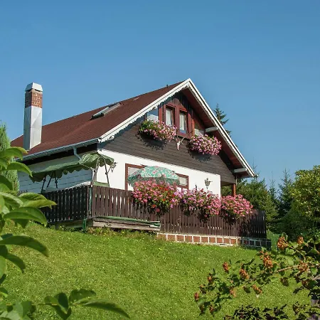 Serene Holiday In Altenfeld With Private Terrace Prázdninový dům