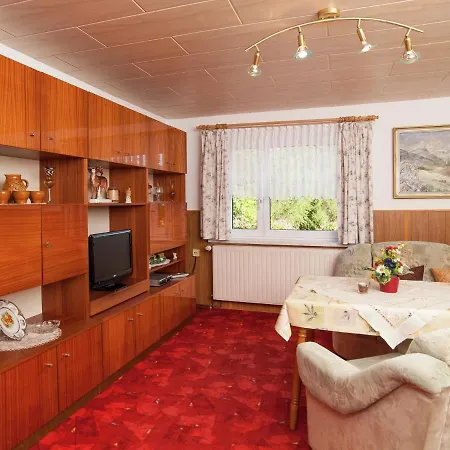 Prázdninový dům Serene Holiday In Altenfeld With Private Terrace Altenfeld (Thuringia)